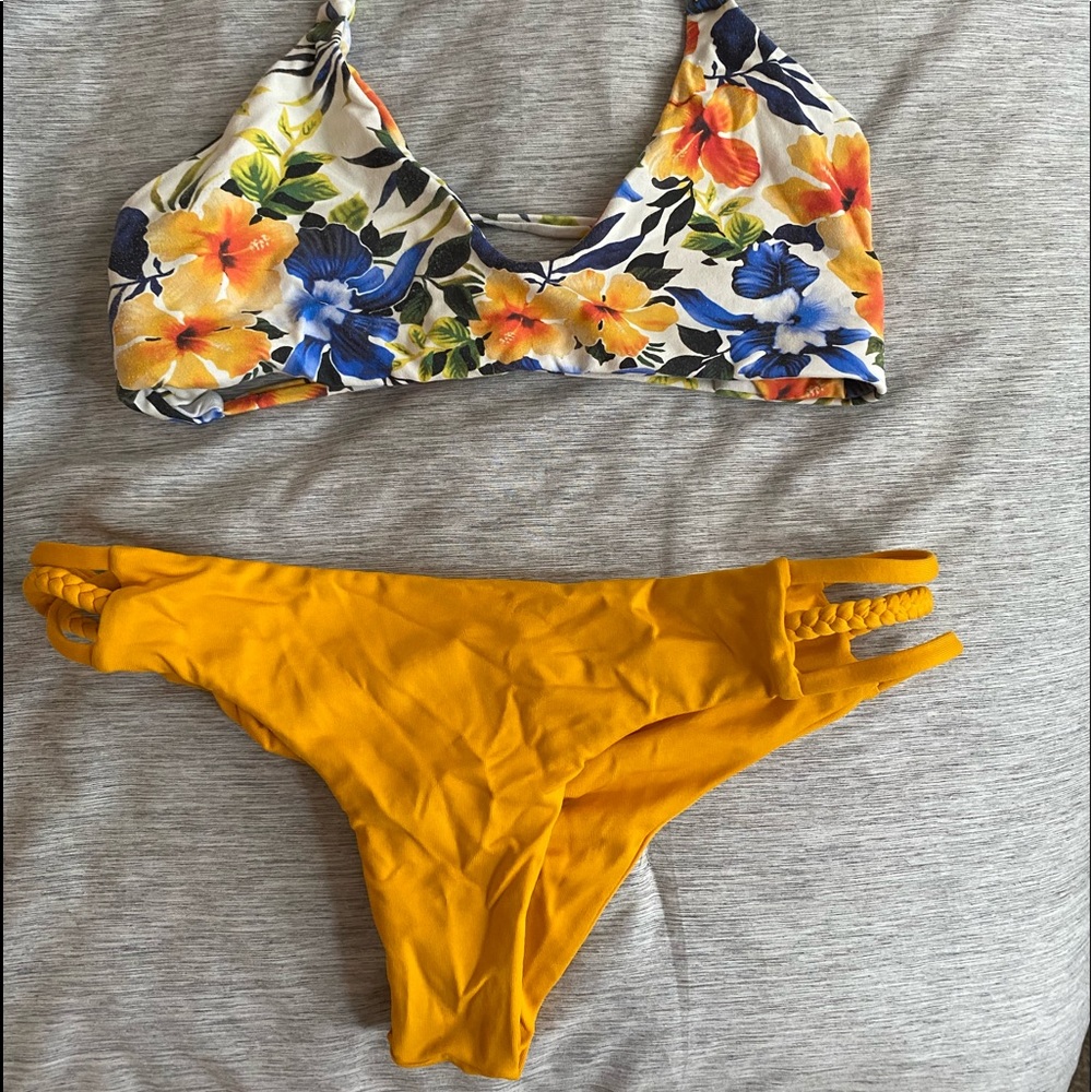 Midori Bikini